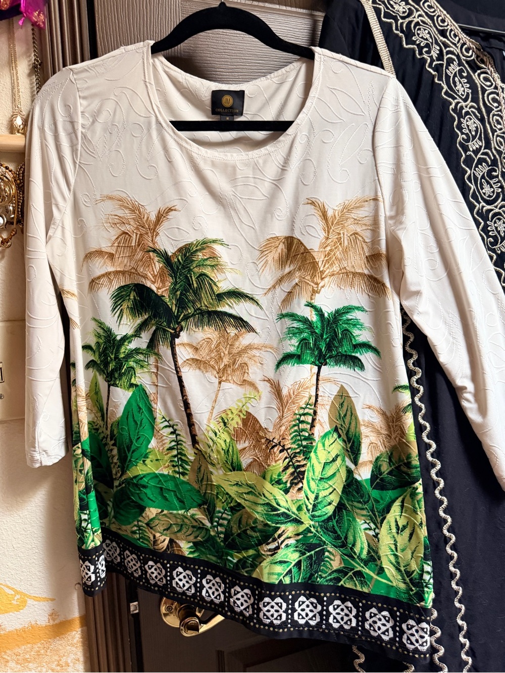 JM Collection Cream Long-Sleeve Tropical Palm Print Tunic
